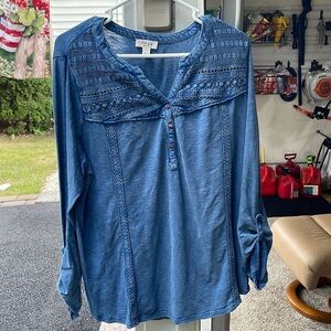 Plus pullover blouse